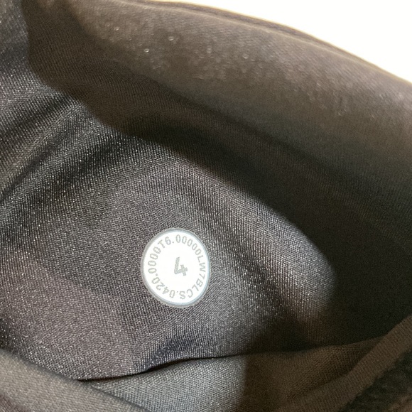 Lululemon Fast and Free Short 8” Black Camo 4 - Picture 6 of 6